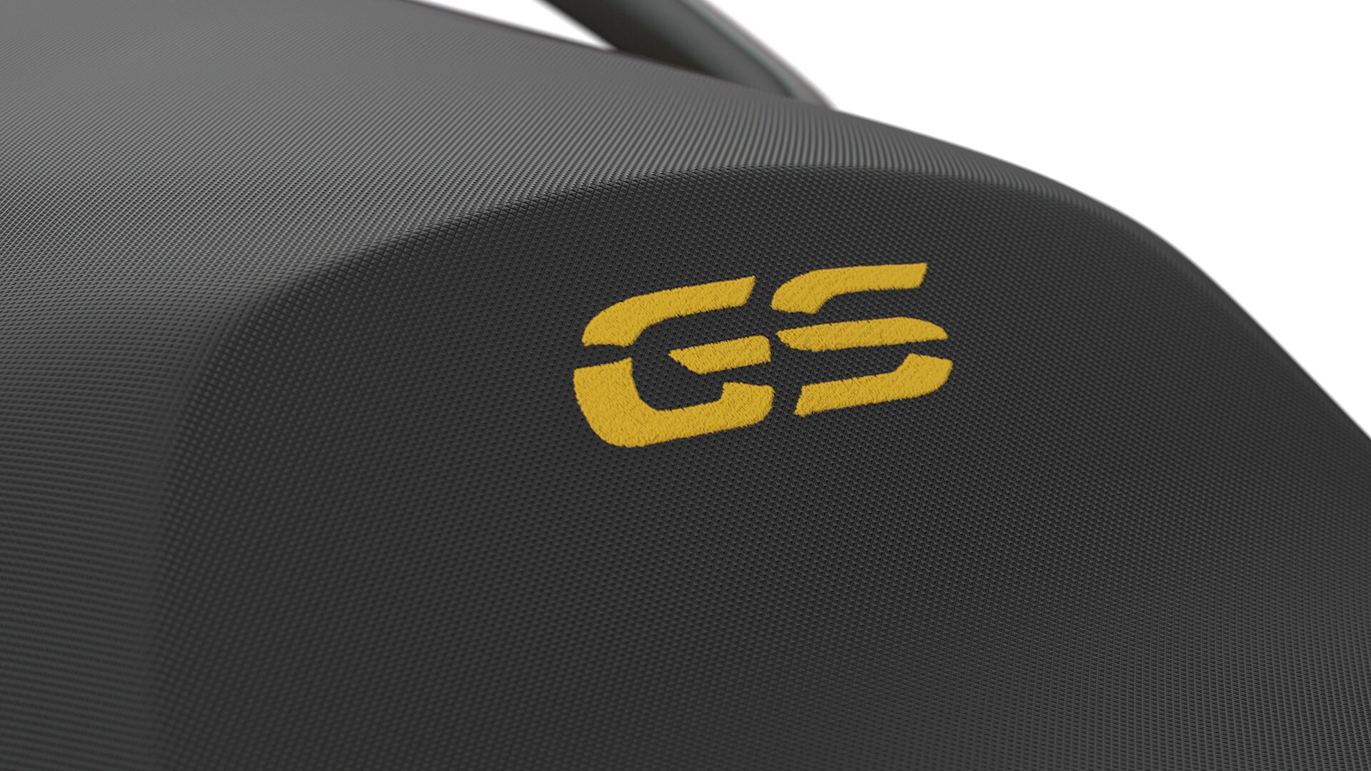 We zien de gele GS sticker op het zadel.
