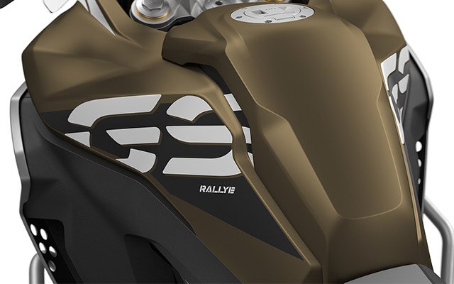 We zien de tank van de F 850 GS Adventure.