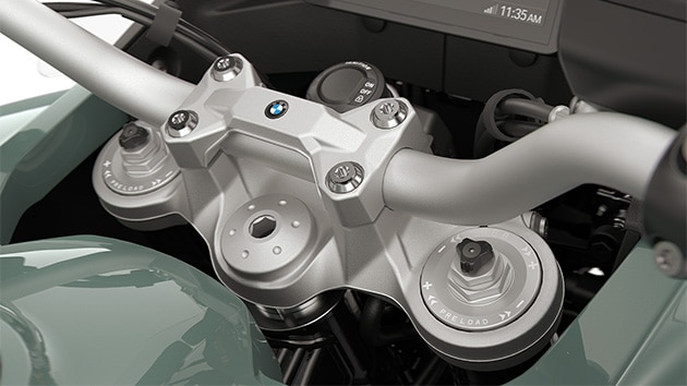 De instelbare vork van de F 900 GS Adventure van BMW Motorrad