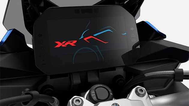 We zien de TFT-kleurendisplay van de F 900 XR.