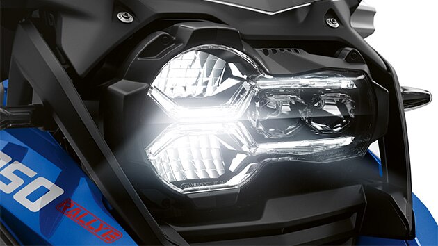 We zien de voor koplamp van de R 1250 GS Adventure.