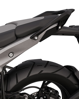 De achterkant met duo-buddyseat en handgrepen van de R 1300 GS van BMW Motorrad