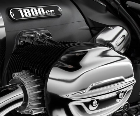 We zien de indrukwekkende tweecilinder boxermotor van 1802 cc van de R 18.