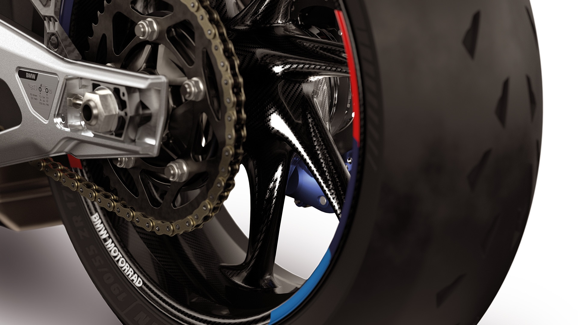 M carbon wielen met tapedesign van de M 1000 RR