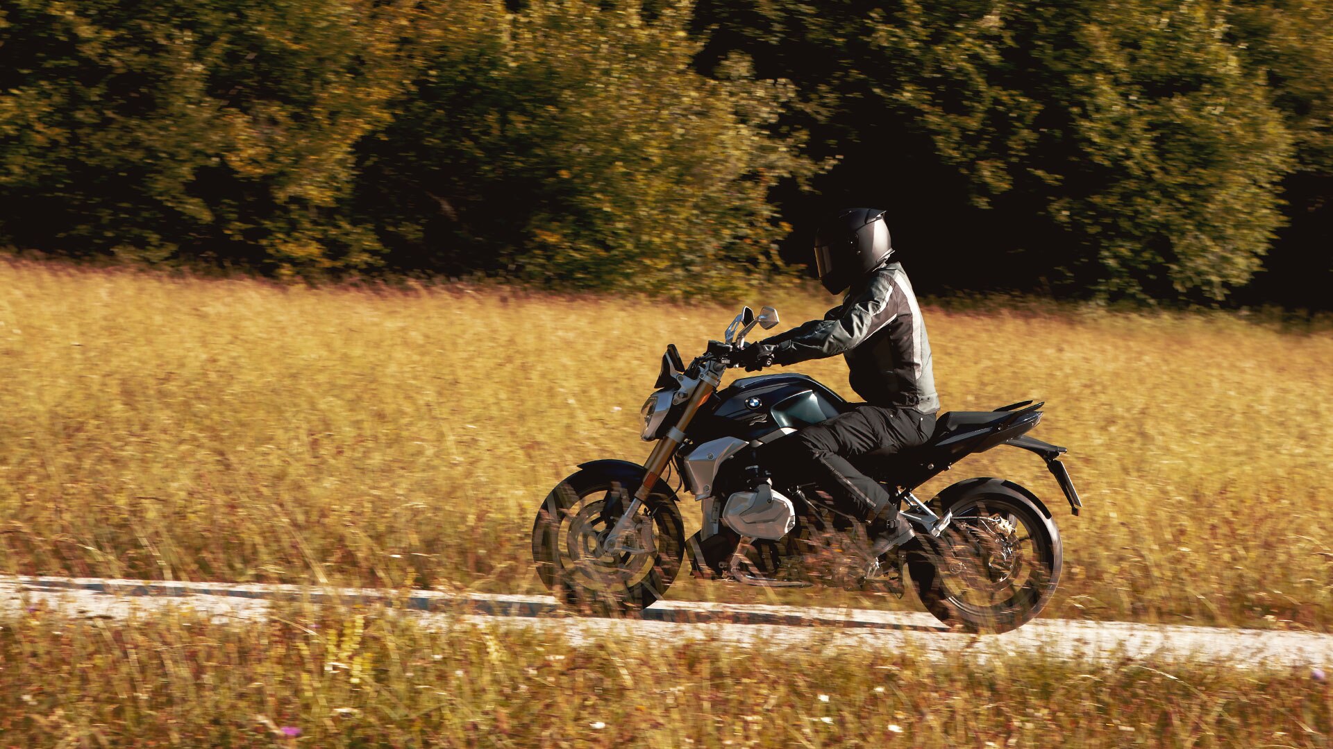 Rijscene met de BMW R 1250 R