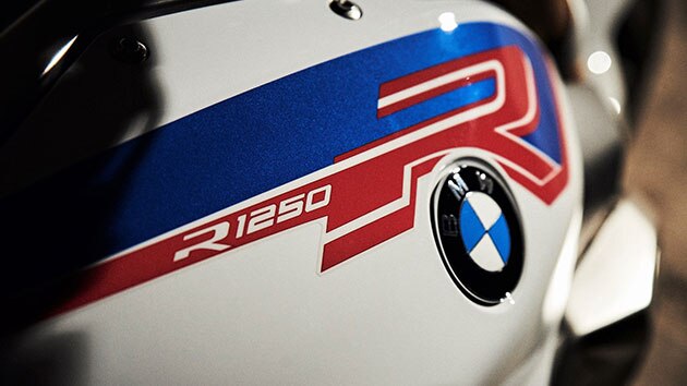 BMW R 1250 R in de stijlvariant Sport met de tank als middelpunt