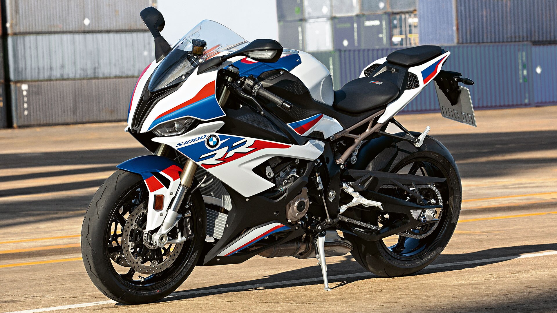 Achterkant van de nieuwe BMW RR