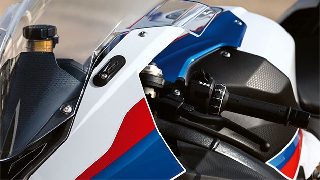 BMW RR Multicontrol op het stuur