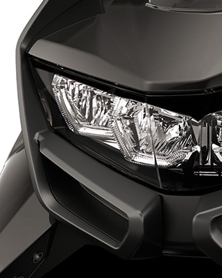 De C 400 GT van BMW Motorrad met geheel-LED-koplampen met dagrijlicht