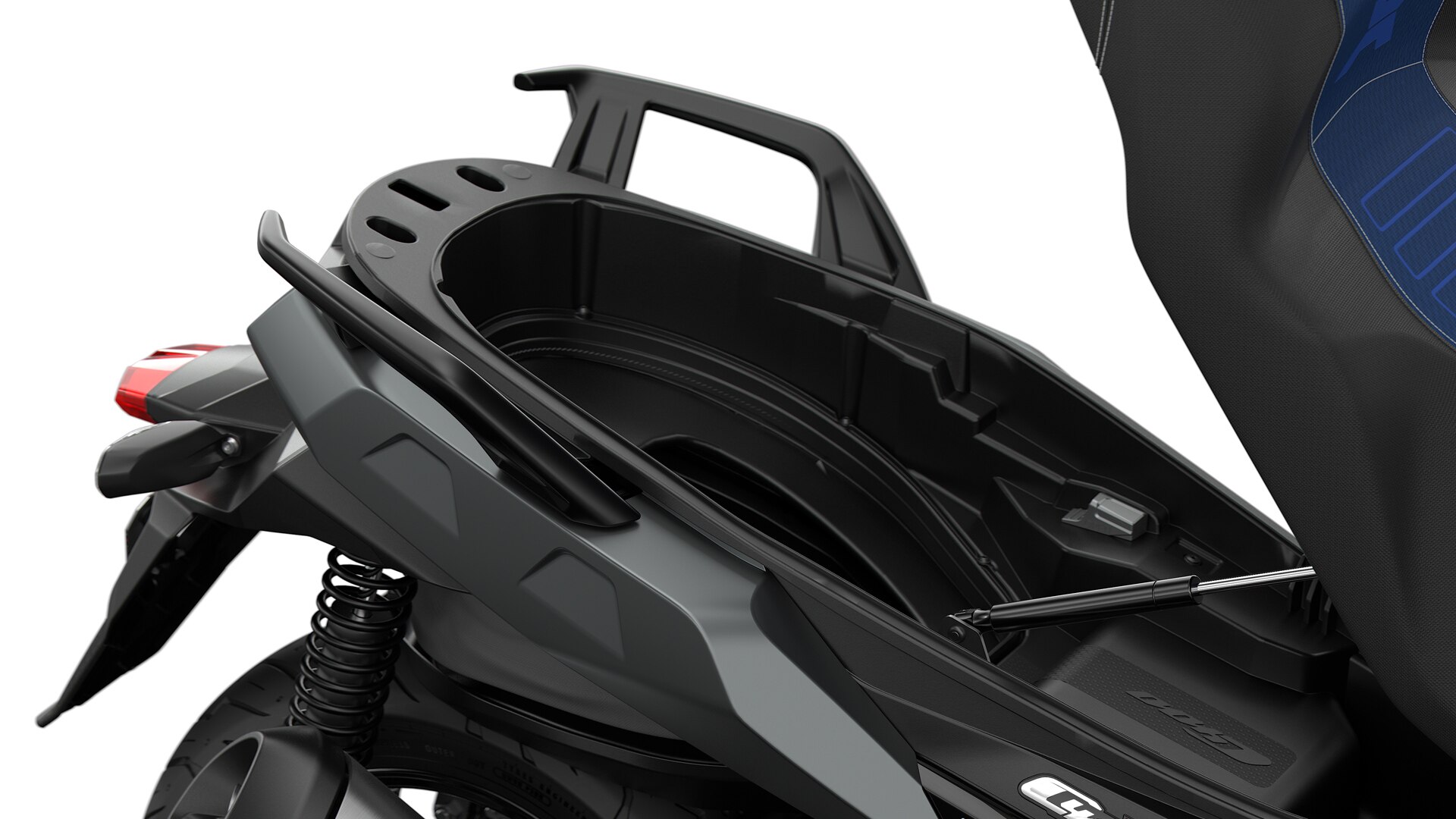 We zien het geopende flexcase opbergvak van de C 400 X.
